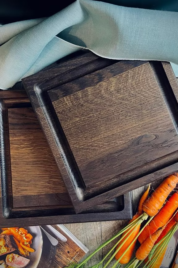 Steak board set of 2 made of solid oak in dark or natural with juice groove