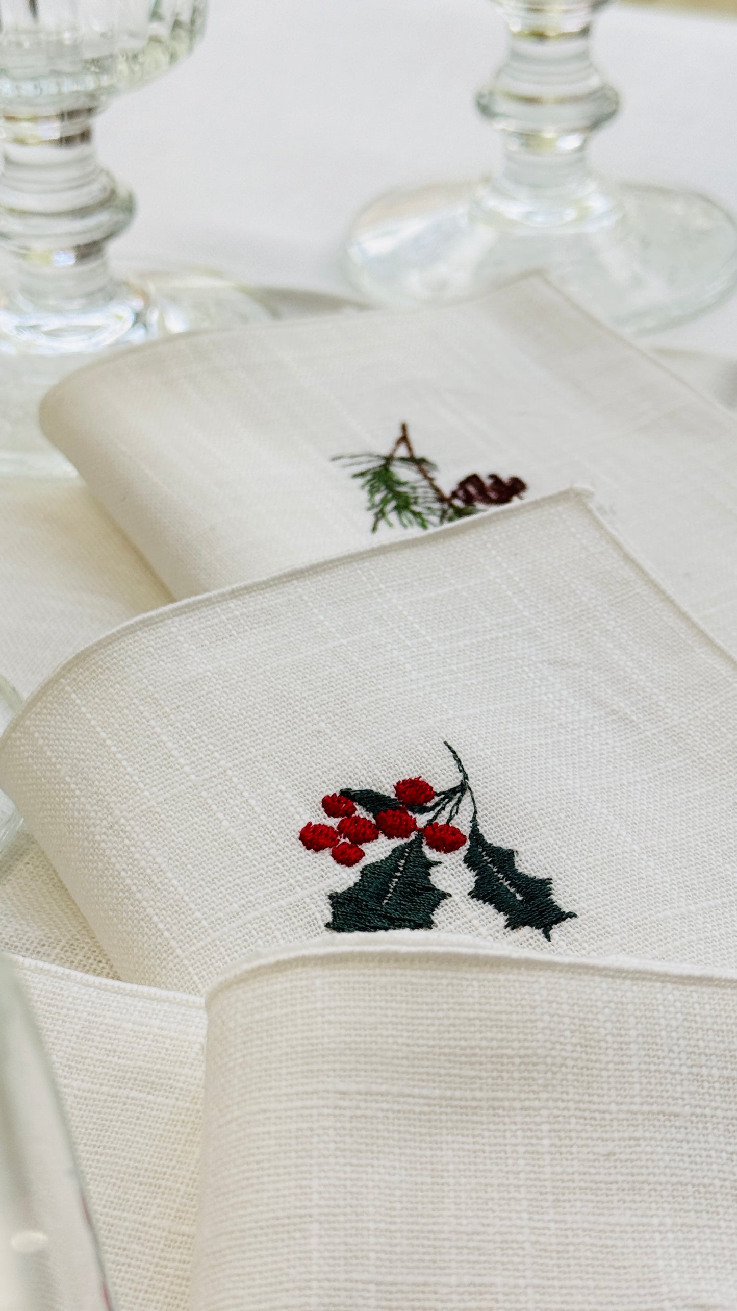 Geschenkset La Rochère Versailles 6 Gr. Weingläser & 4 Leinenservietten