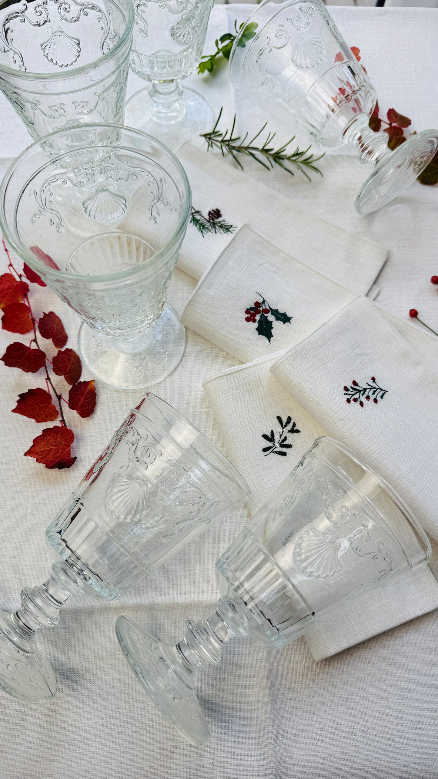 Geschenkset La Rochère Versailles 6 Gr. Weingläser & 4 Leinenservietten