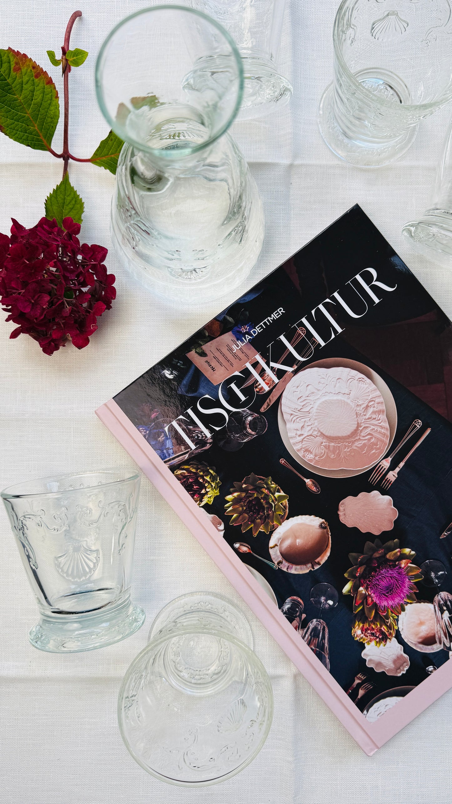Geschenkset 6 Wassergläser mit Krug Versailles & Buch Tischkultur