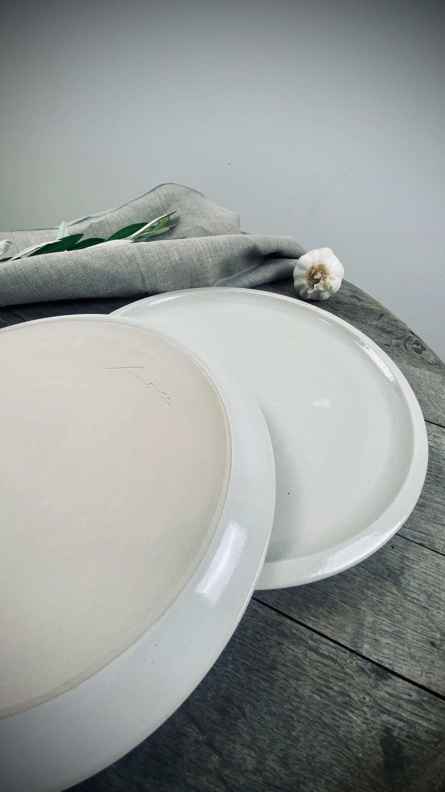 Handgetöpferte 2er Set-Tischserie Klassik große Teller Atelier Andrea
