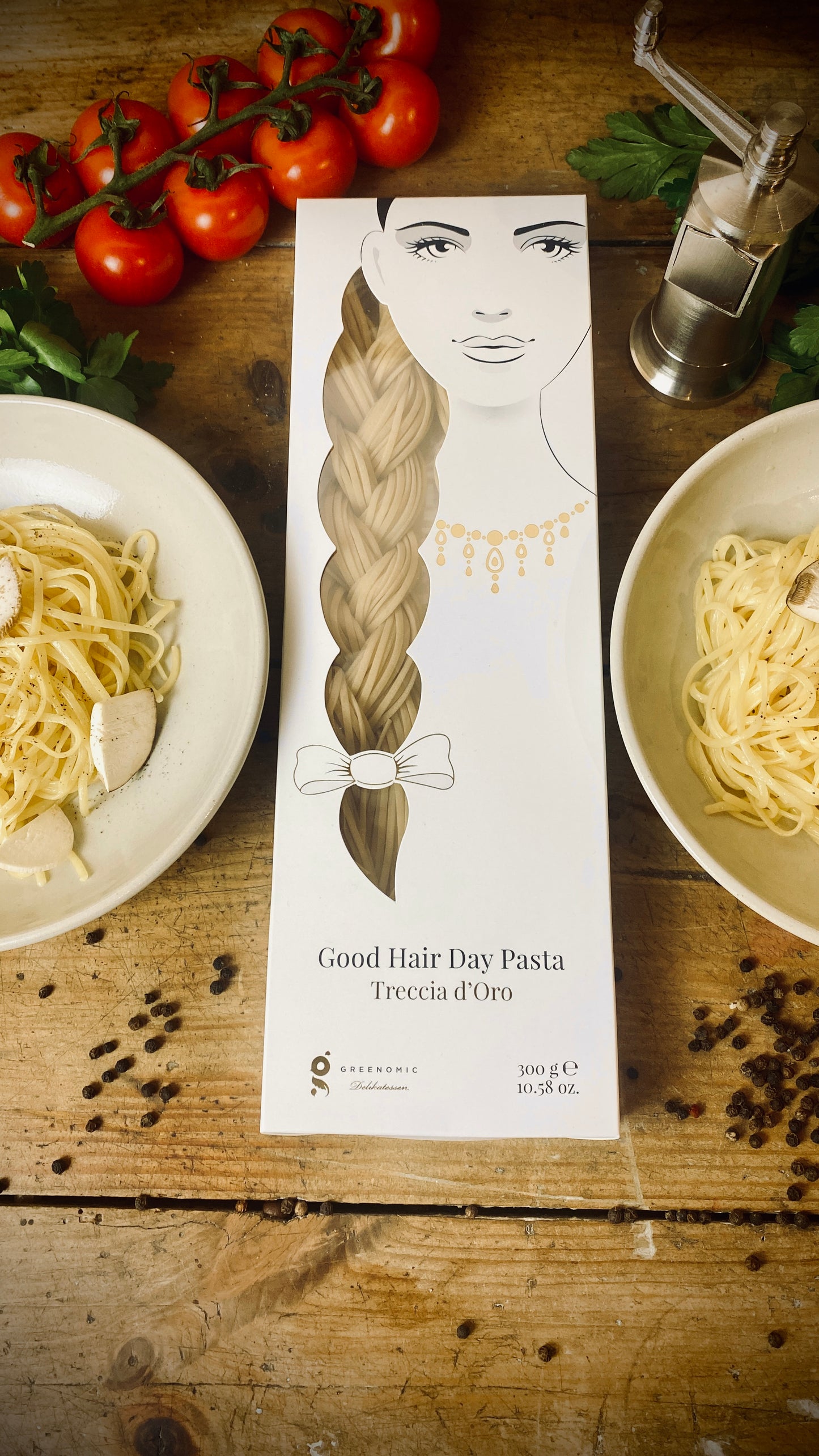 Zopf-Spaghetti & zwei handgetöpferte Pastateller als Geschenk-Set