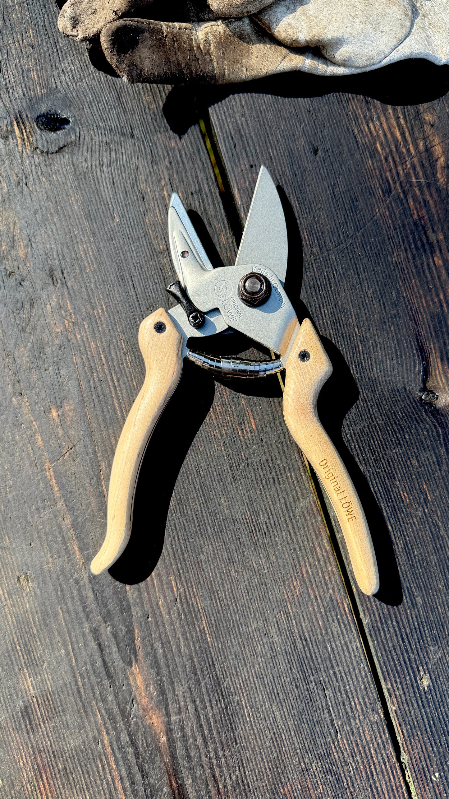 Original Löwe 6.104 Amboss-Schere Natural Echtholzgriff
