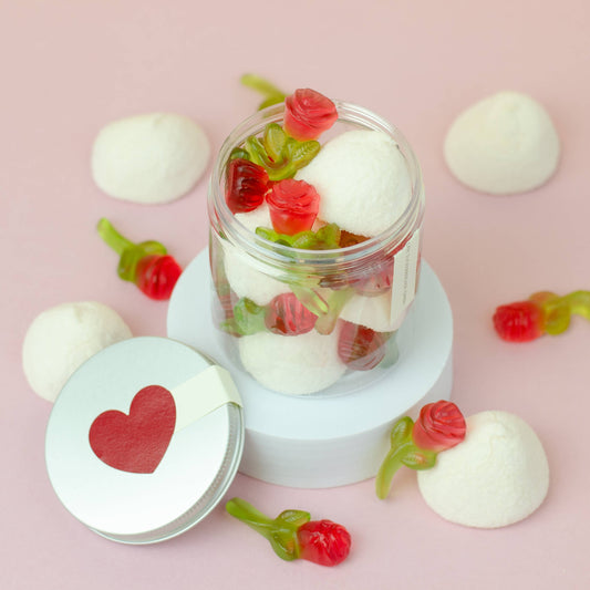 Roses in the candy tin candy gift tin love