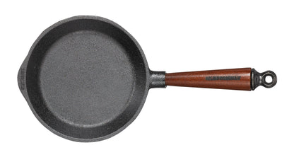 Bratpfanne aus Gusseisen 18 cm mit Holzgriff – Skeppshult