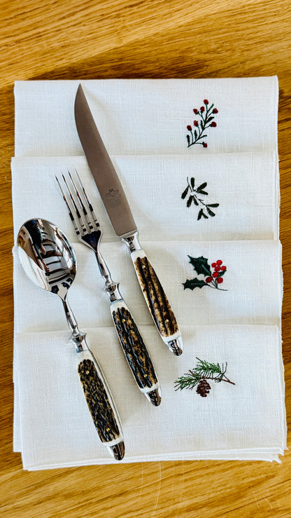 Oak leaves - dinner knife with stag horn handle