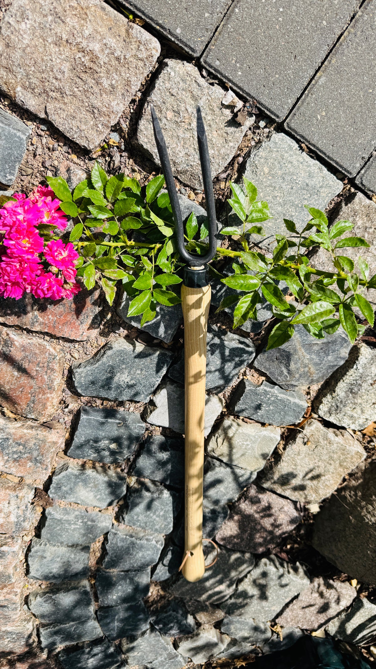 Geschmiedete Rosengabel Nr. 1469 aus der Krumpholz- Gartenwerkzeugserie