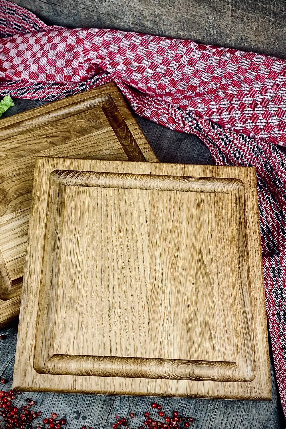 Steakbrett 2er Set aus massiver Eiche in natur oder dunkel mit Saftr