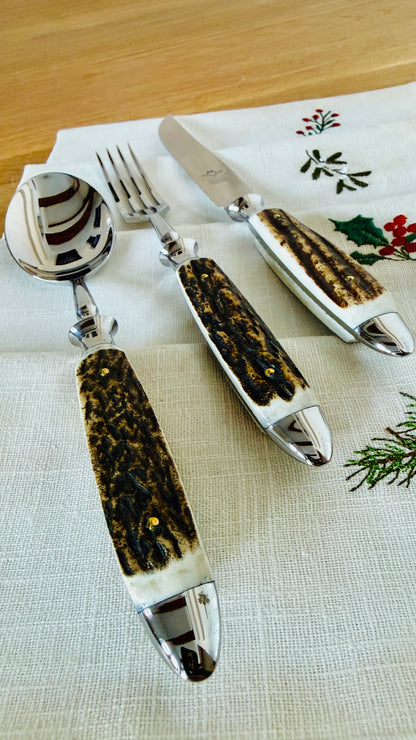 Oak leaves - dinner knife with stag horn handle