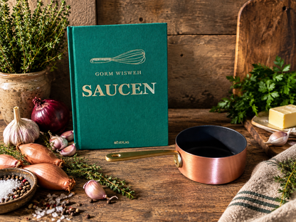 Geschenkset „Saucenliebe“ – Kupfertöpfchen & Kochbuch