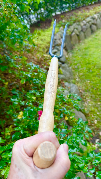 Krumpholz – Rosengabel mit T-Stiel in Esche – Nr. 1444