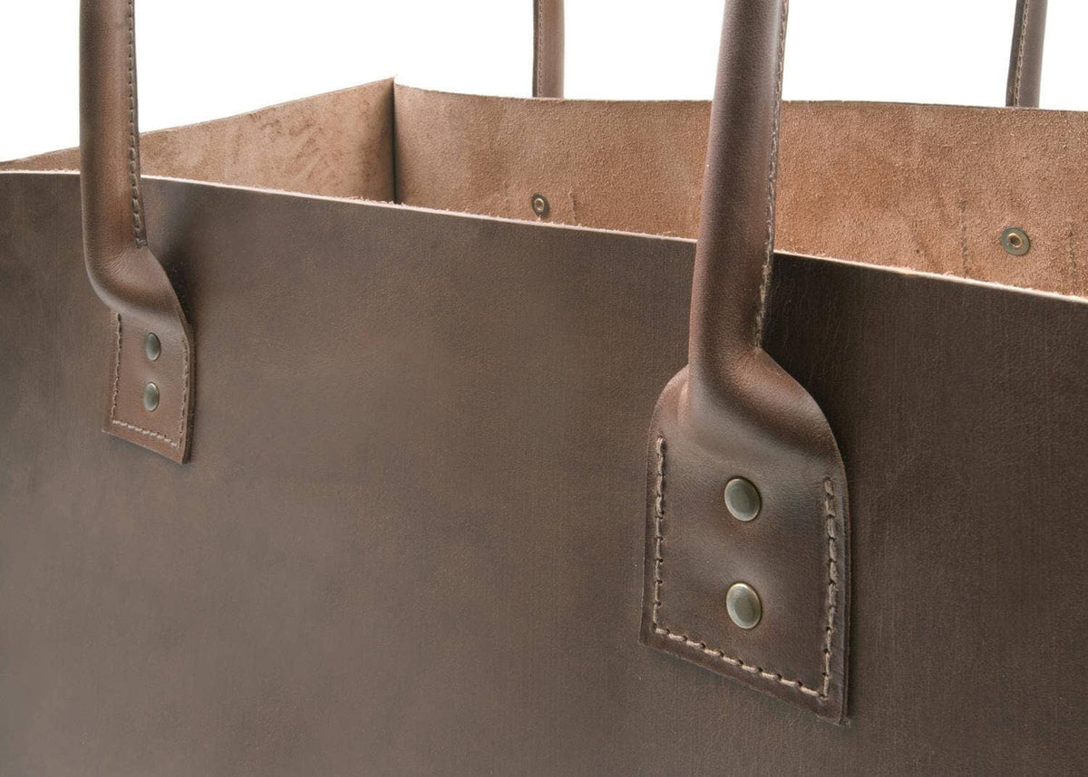 Einkaufstasche in Leder für den Markt oder Kaminholztasche aus Leder