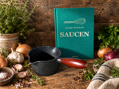 Geschenkset „Soßenliebe“ – Skeppshult Soßentopf & Kochbuch