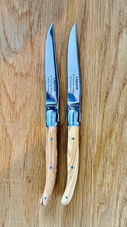 Laguiole Steakmesser 2er - Set aus Eichenholz