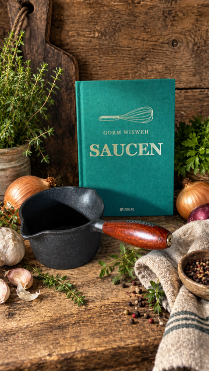 Geschenkset „Soßenliebe“ – Skeppshult Soßentopf & Kochbuch