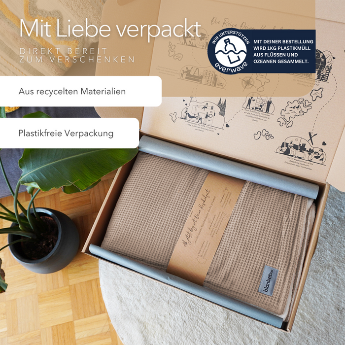 Blanketino Kuscheldecke "Vollkommen" Latte Macchiato · Sandweiß XL · 210x145