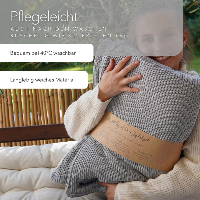 Blanketino Kuscheldecke mit Baumwollstrick · Seidengrau · Sandweiß XL · 210x145