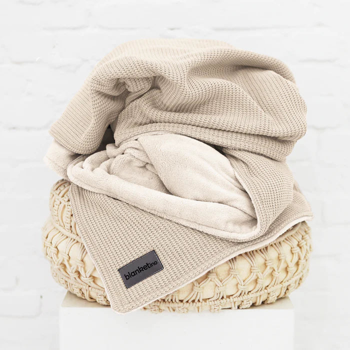 Blanketino Kuscheldecke mit Baumwollstrick · Creme· Sandweiß XL · 210x145