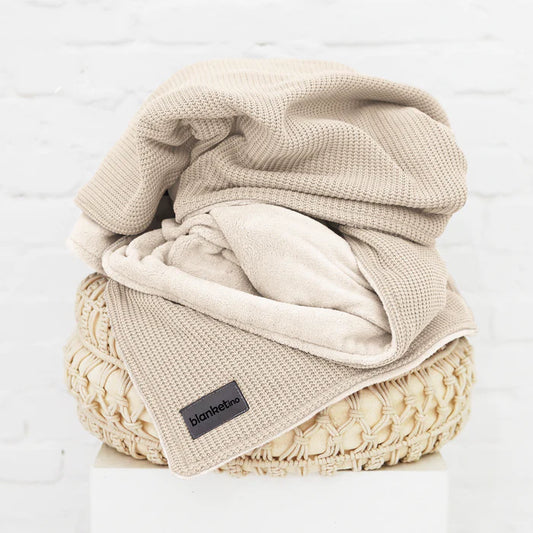 Blanketino Kuscheldecke mit Baumwollstrick · Creme· Sandweiß XL · 210x145