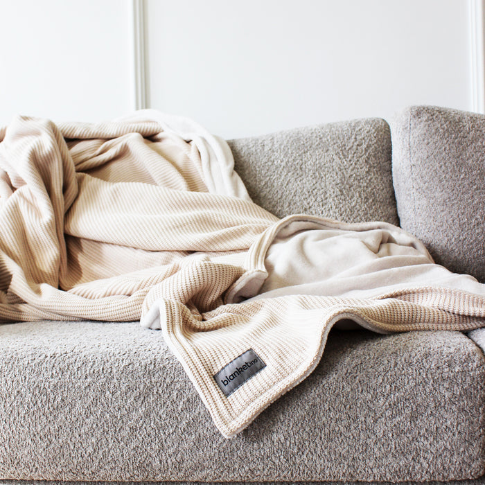 Blanketino Kuscheldecke mit Baumwollstrick · Creme· Sandweiß XL · 210x145