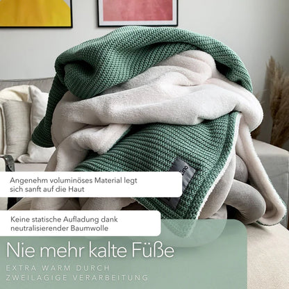 Blanketino Kuscheldecke mit Baumwollstrick · Seegrün· Sandweiß XL · 210x145