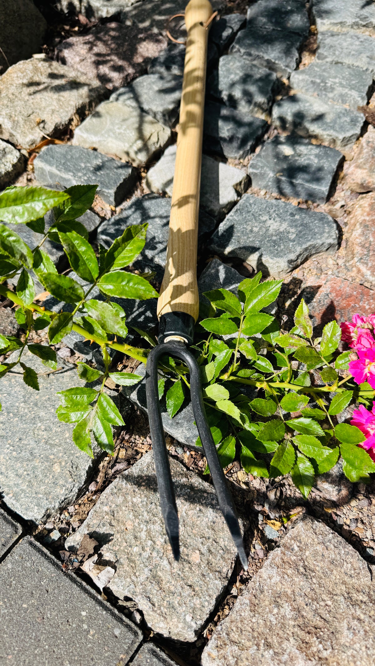 Geschmiedete Rosengabel Nr. 1469 aus der Krumpholz- Gartenwerkzeugserie
