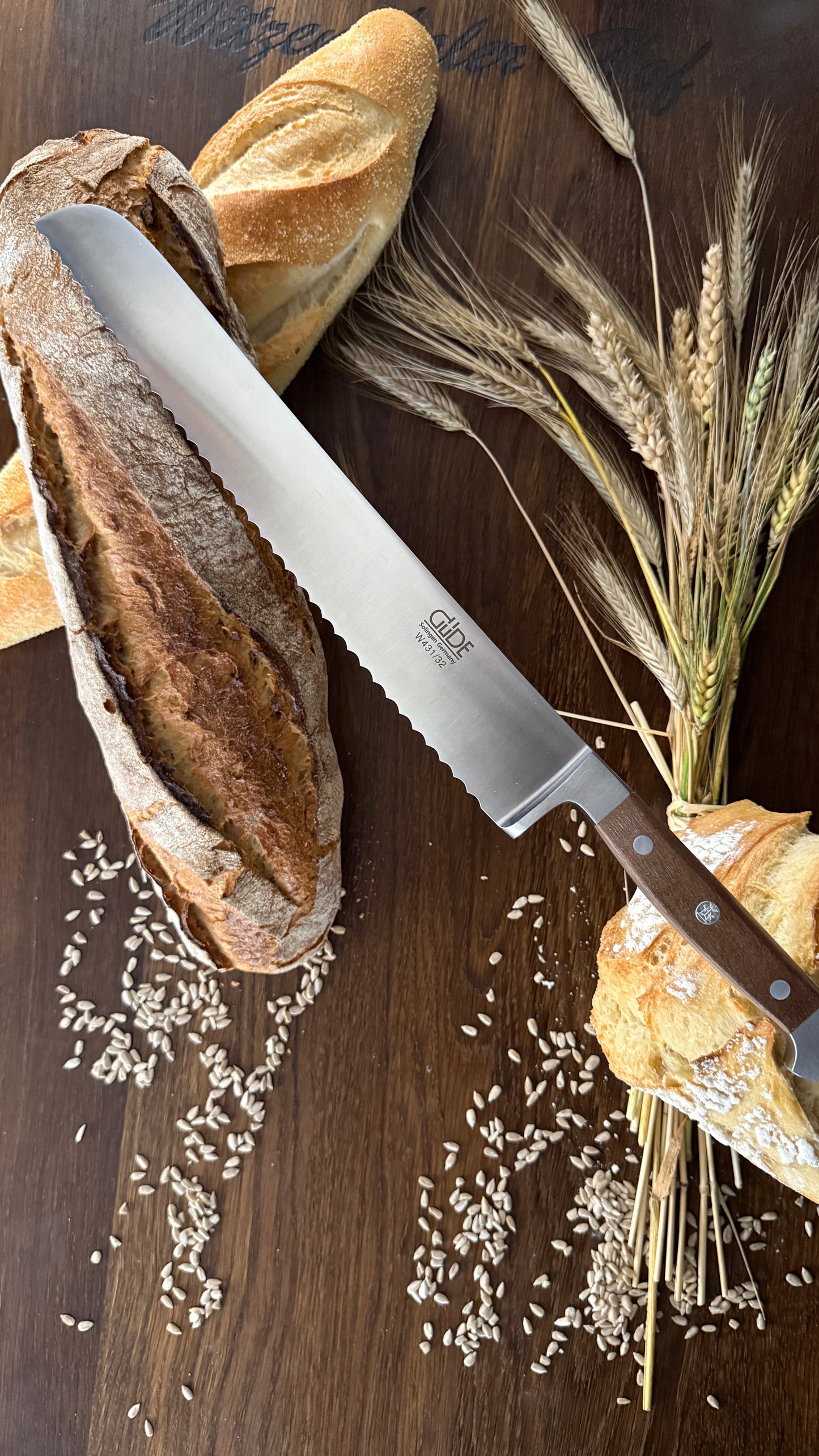 Güde bread knife Alpha walnut (blade length 32 cm)