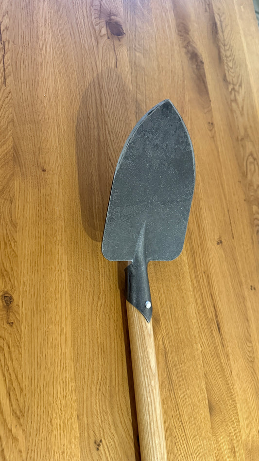 Junior-Spitzspaten mit Eschen-T-Stiel (75 cm) 1472