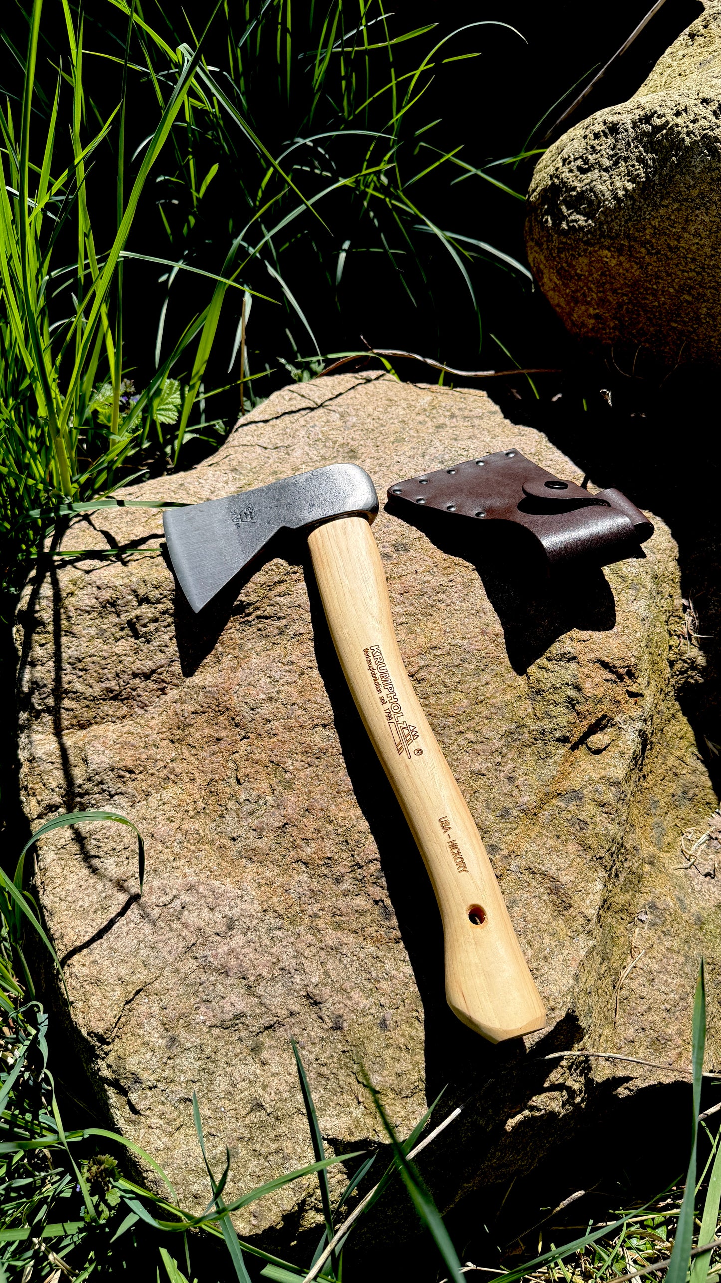 Krumpholz –Wildererbeil mit Hickorystiel – Kopfgewicht 600 Gramm – Nr. 0108
