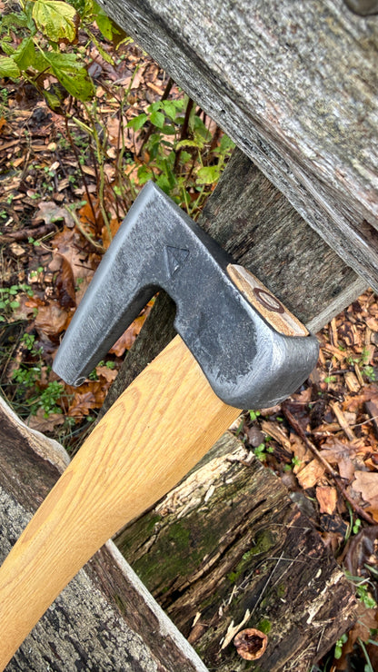 Krumpholz Jägerbeil 0105 mit Lederschneidschutz