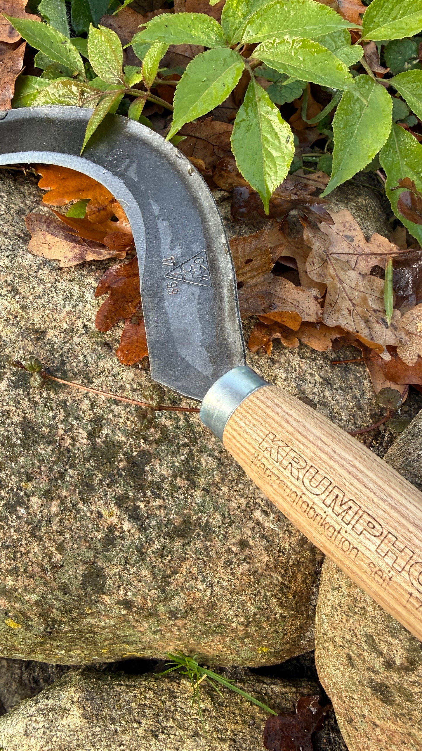 Krumpholz Gartensichel, klein – geschmiedet mit Eschengriff