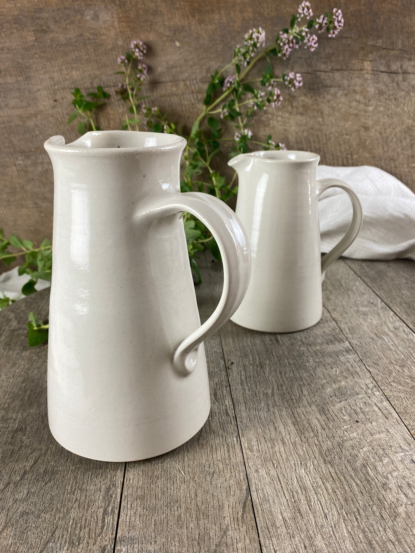 Krug  2er Set schmale  (klein & groß) handgetöpfert