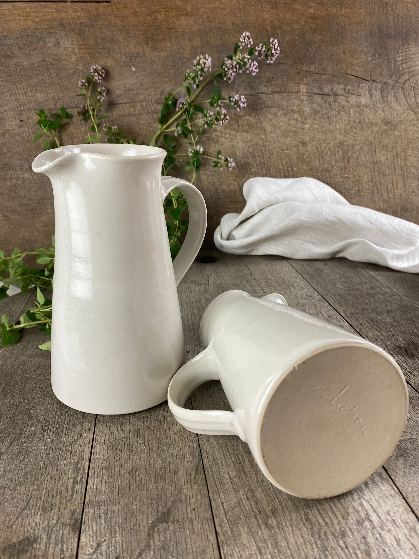 Krug  2er Set schmale  (klein & groß) handgetöpfert