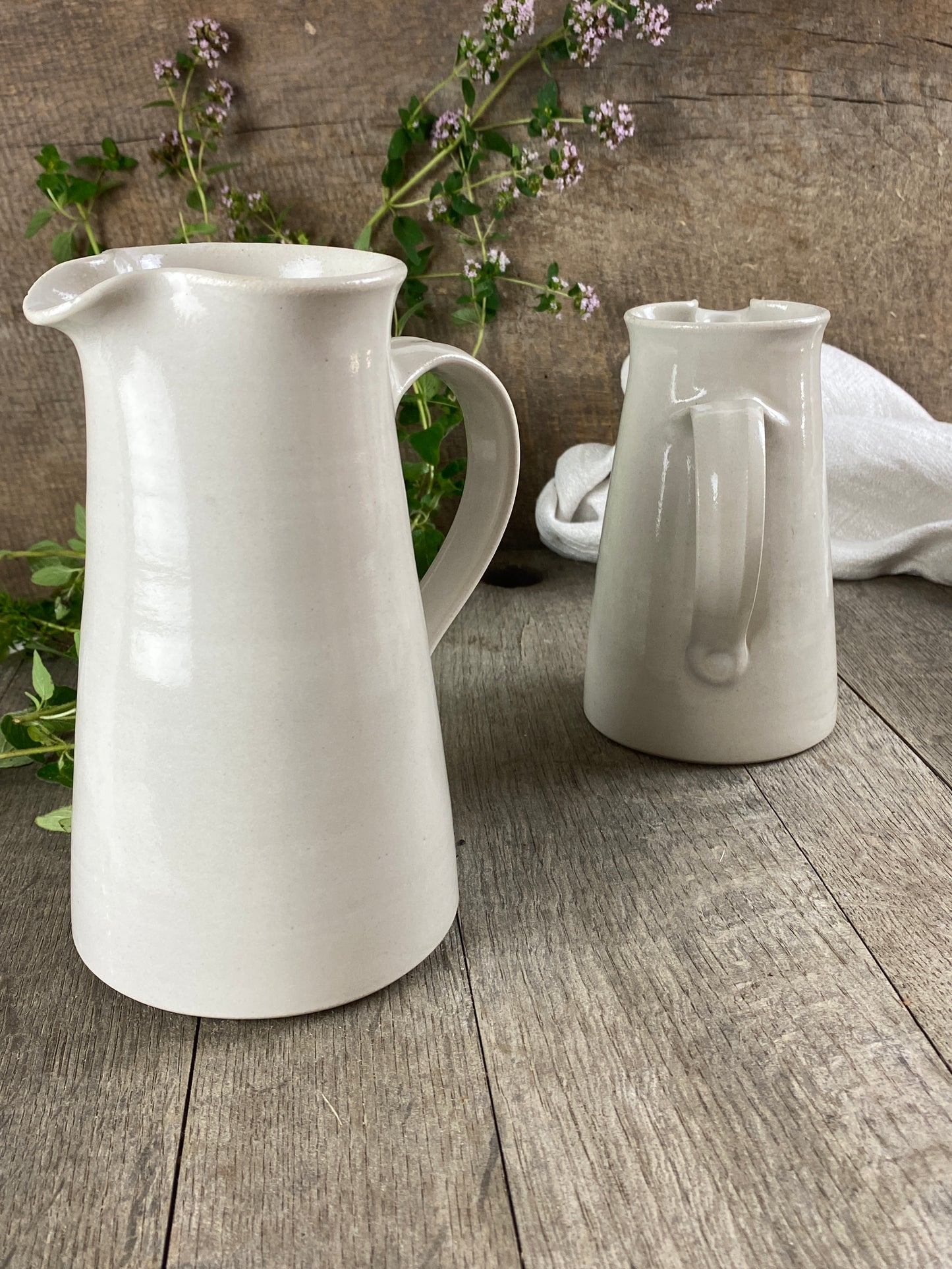 Krug  2er Set schmale  (klein & groß) handgetöpfert
