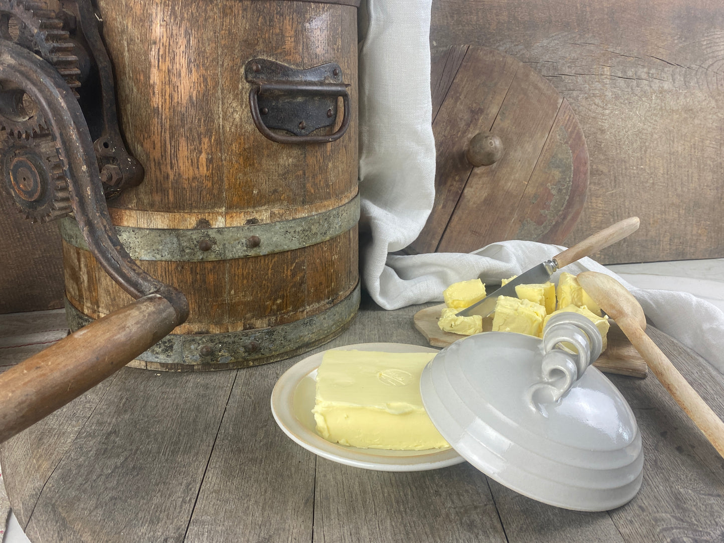 Butterglocke handgetöpfert aus Keramik