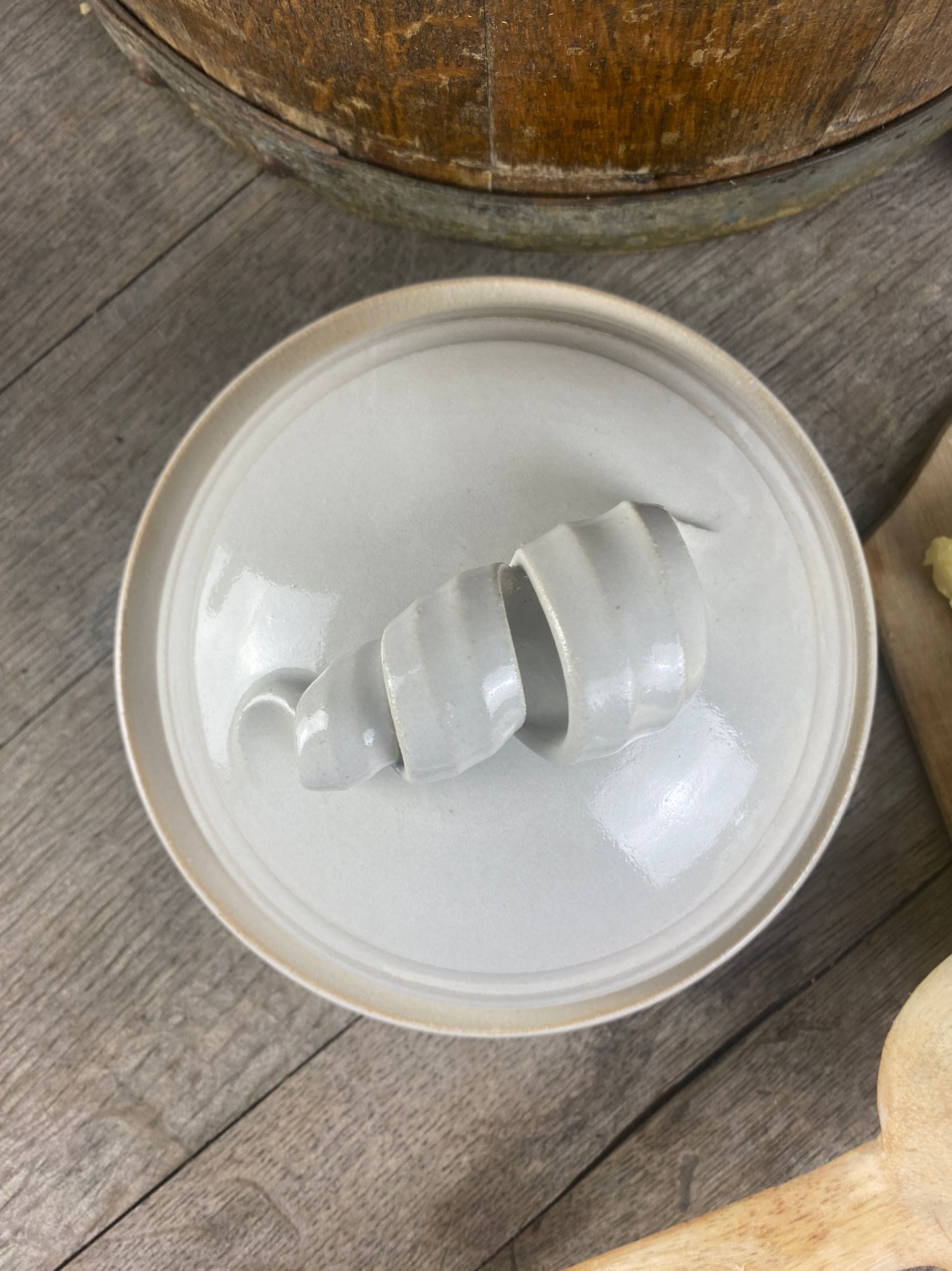 Butterglocke handgetöpfert aus Keramik