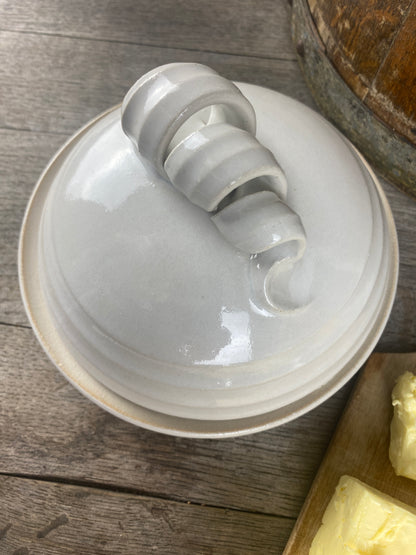 Butterglocke handgetöpfert aus Keramik