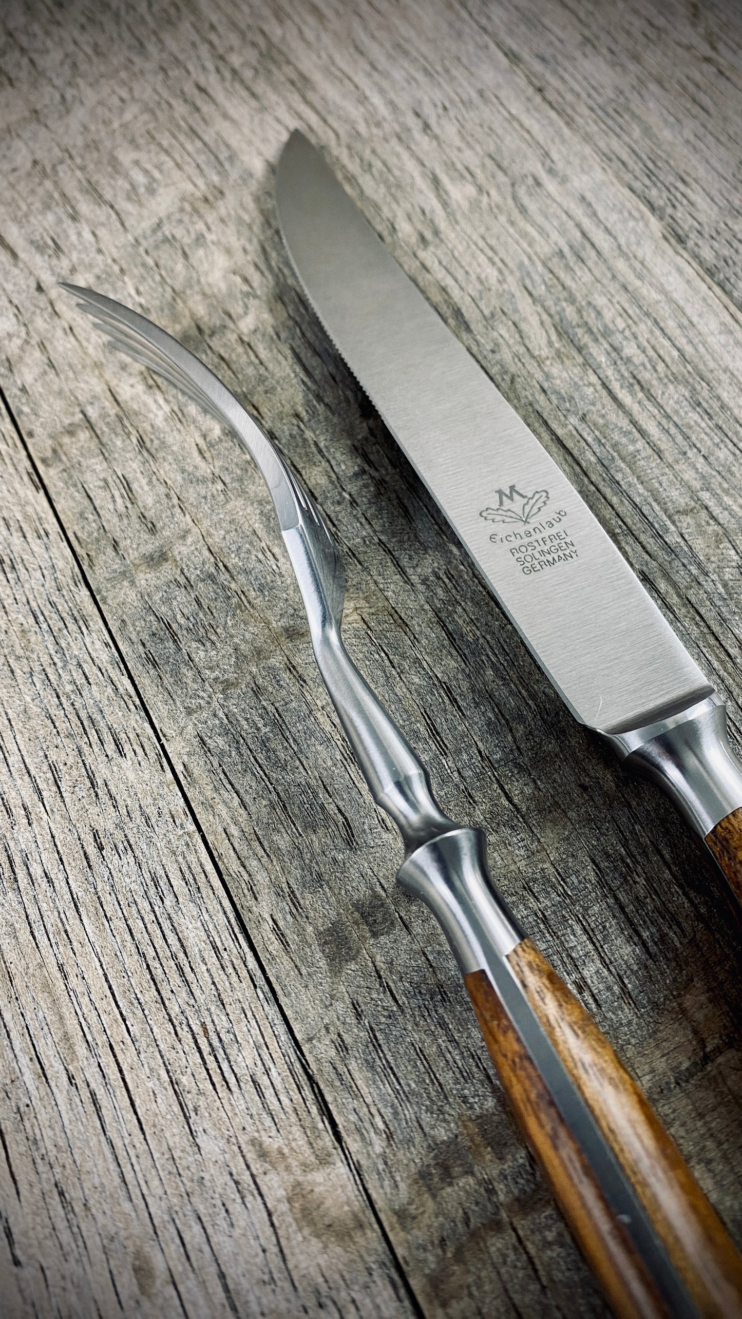 Eichenlaub Steakbesteck mit echter Eiche dunkel
