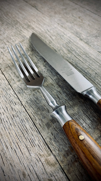 Eichenlaub Steakbesteck mit echter Eiche dunkel
