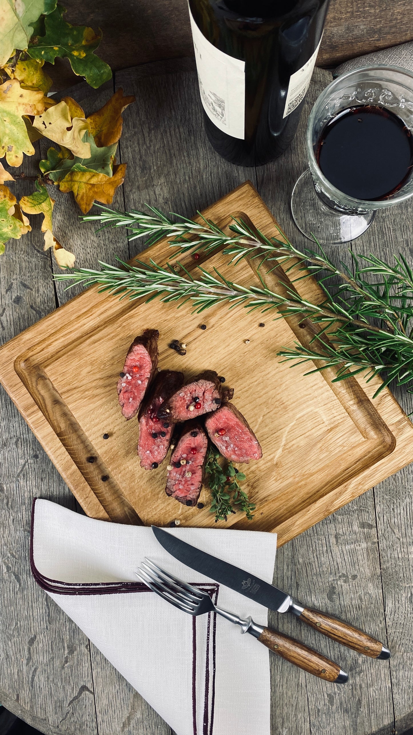 Geschenk-Set Eichenlaub Steakbesteck mit Steakbrett