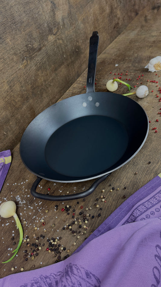 Eisenpfanne Boden 20 cm Höhe 60 cm mit handgeschmiedeten Eisenstiel und Gegengriff R/B/H (280/200/60)