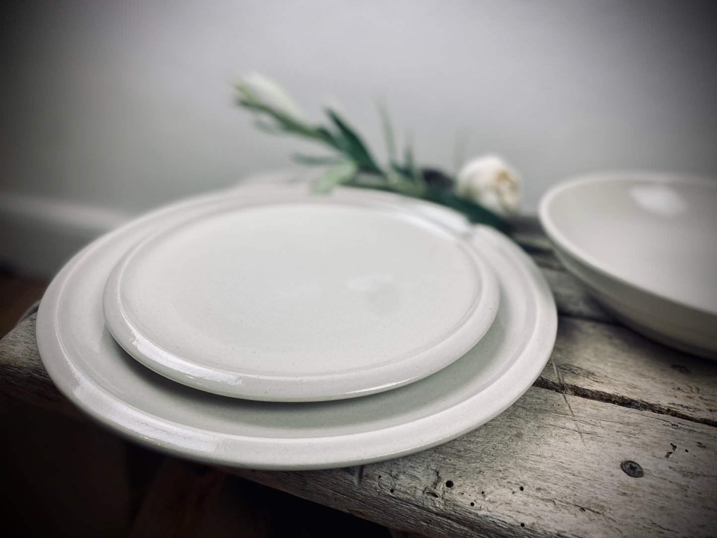Handgetöpferte 3er Set-Tischserie Klassik aus dem Atelier Andrea