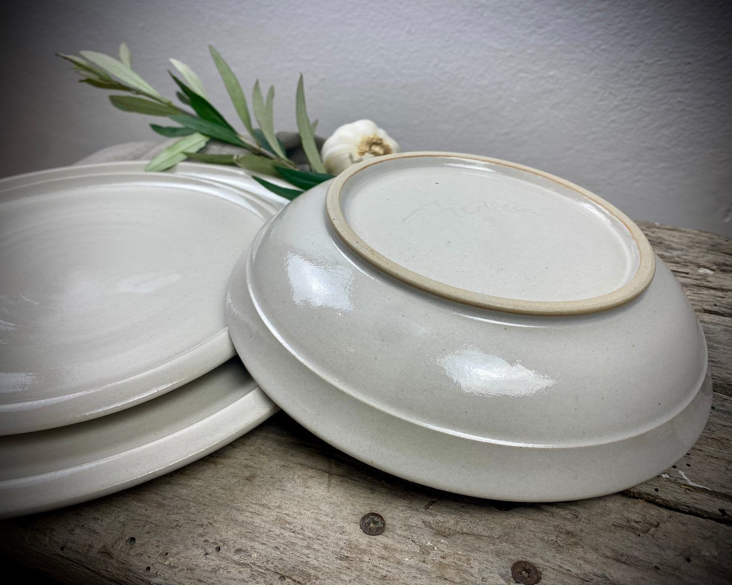 Handgetöpferte 3er Set-Tischserie Klassik aus dem Atelier Andrea