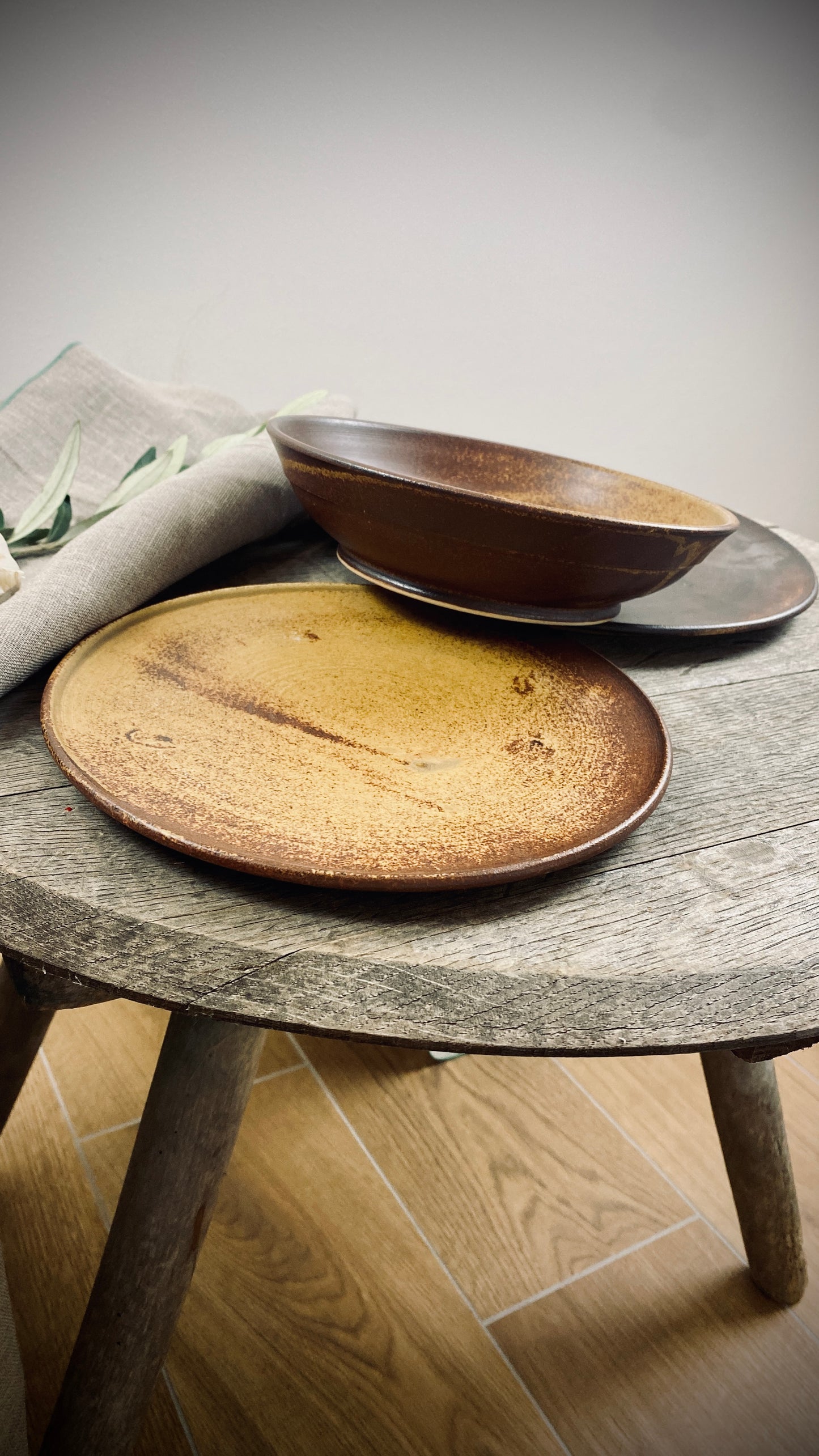 Handgetöpferte 3er Set-Tischserie Klassik mit spezial Glasur