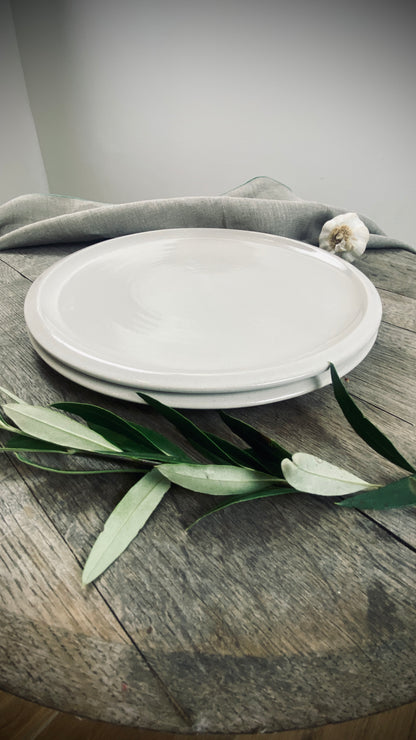Handgetöpferte 2er Set-Tischserie Klassik große Teller Atelier Andrea