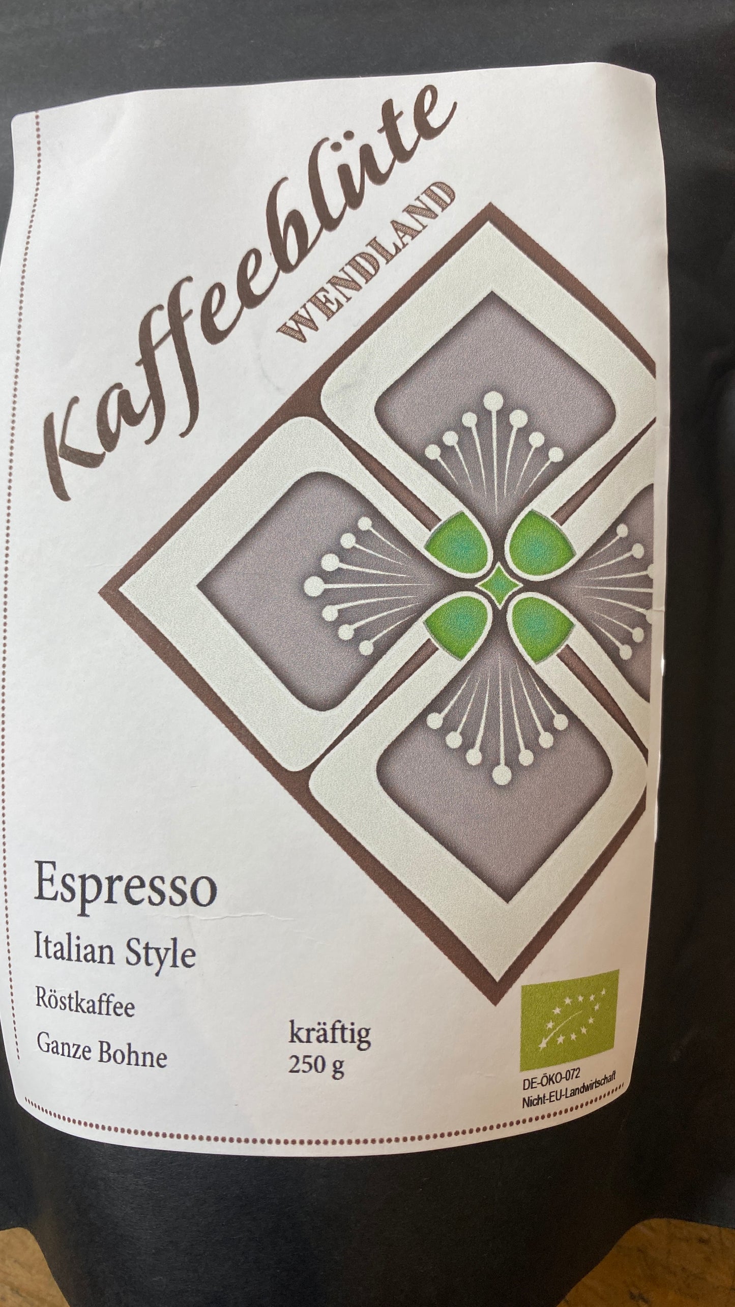 Espresso Bohnen 250 gr.  mit 2er-Set handgetöpferte Keramik-Tassen mit Henkel