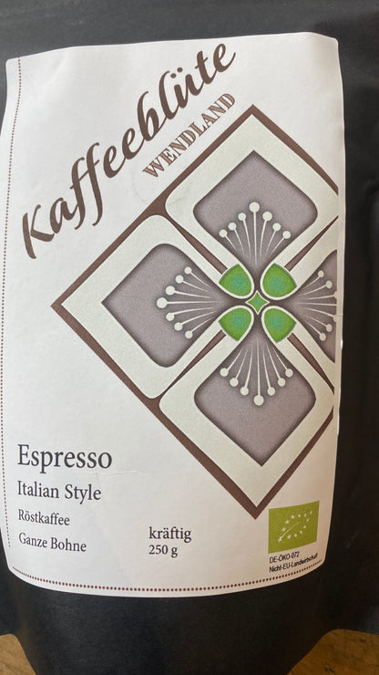 Espresso Bohnen 250 gr.  mit 2er-Set handgetöpferte Keramik-Tassen mit Henkel