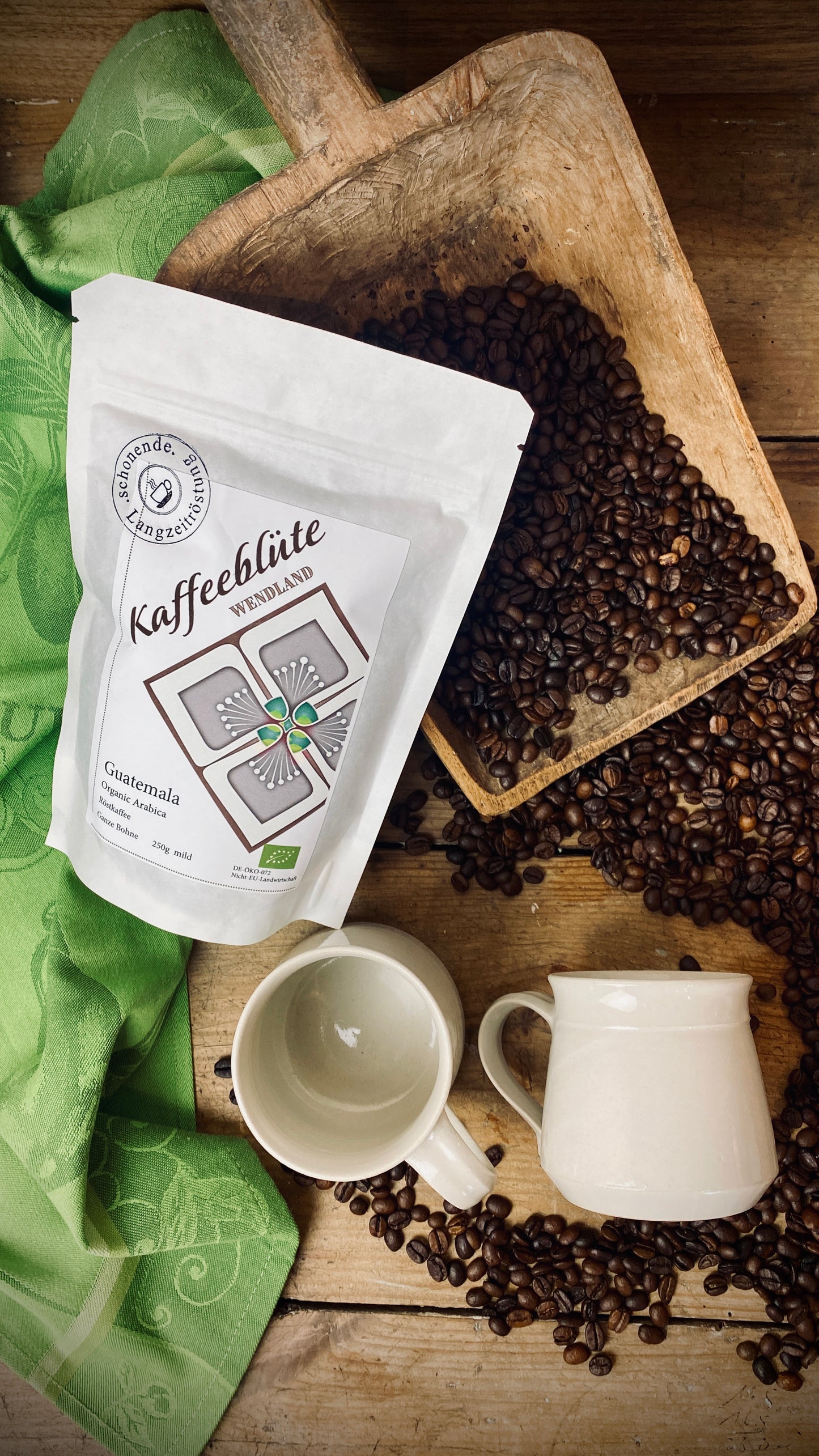 Espresso Bohnen 250 gr.  mit 2er-Set handgetöpferte Keramik-Tassen mit Henkel