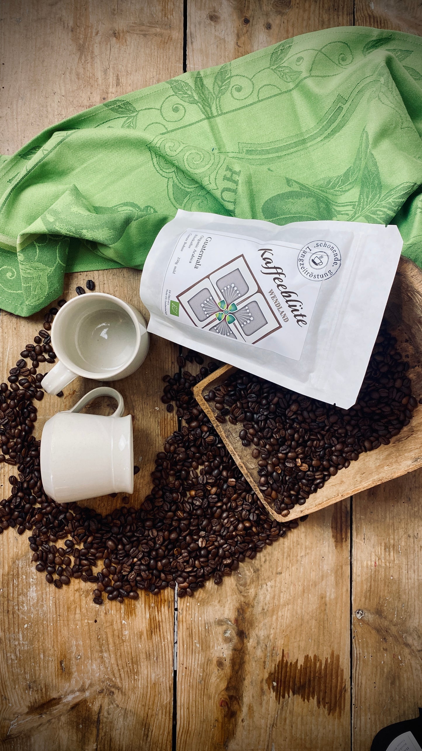 Espresso Bohnen 250 gr.  mit 2er-Set handgetöpferte Keramik-Tassen mit Henkel
