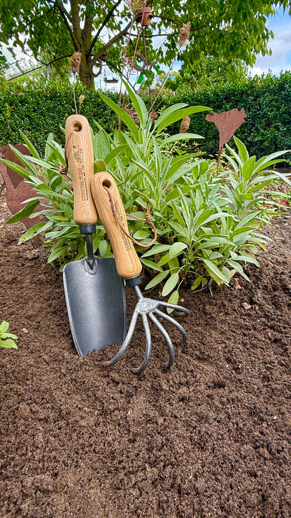 Geschenkset für Gartenliebhaber – Krumpholz Grubber & Pflanzenkelle